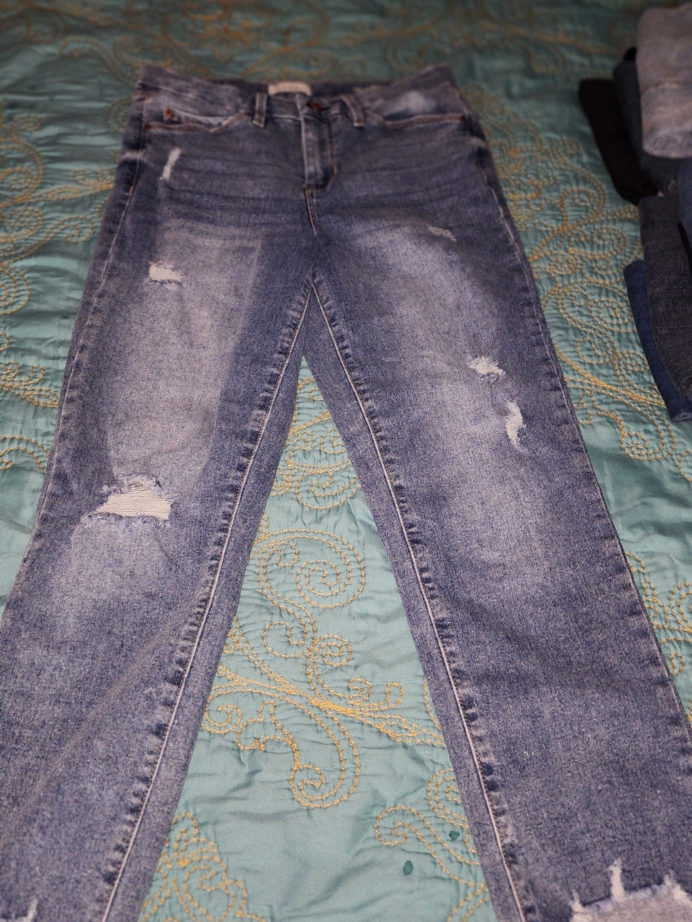 Nicole Miller Distressed Skinny Jeans - Blue Wash